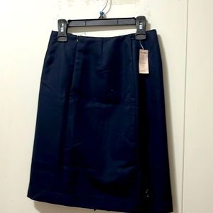 Women skirt new with tags
